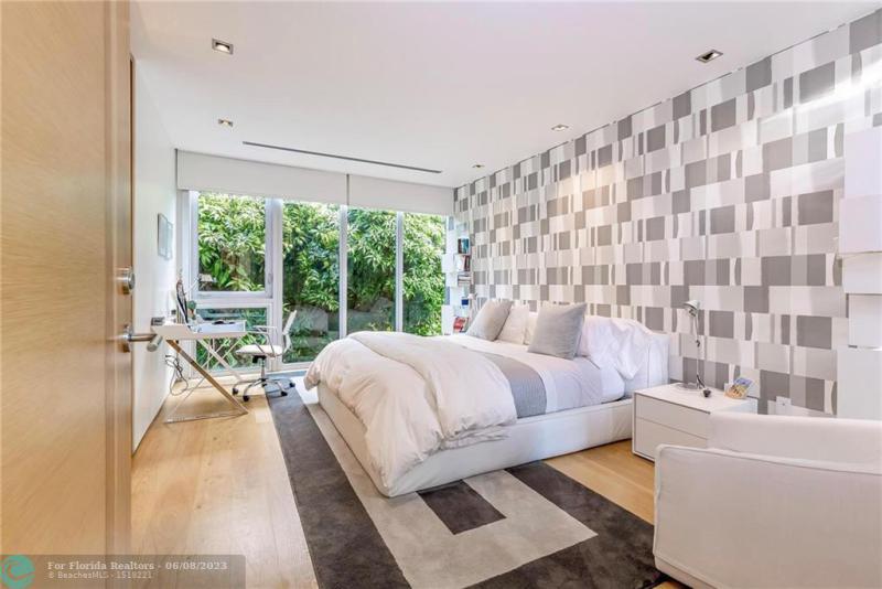  Single Family Homes Photo 44:  Fort Lauderdale,  FL 33301