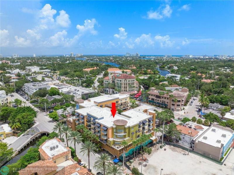  Condo & Townhome Photos