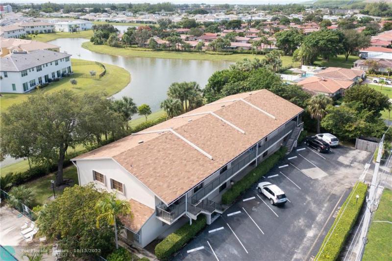  Condo & Townhome Photos
