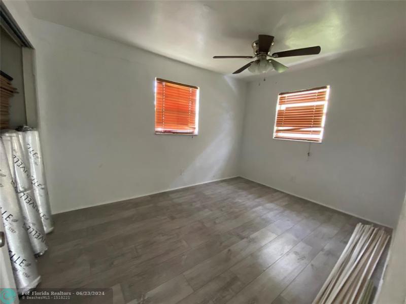 Duplex, Triplex and Fourplex Images