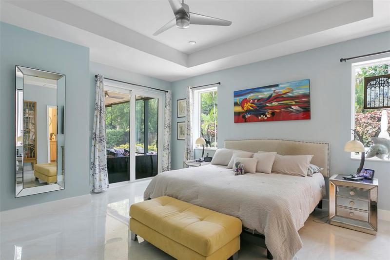  Single Family Homes Photo 22: 2701 NE 2nd Ave  Wilton Manors,  FL 33334