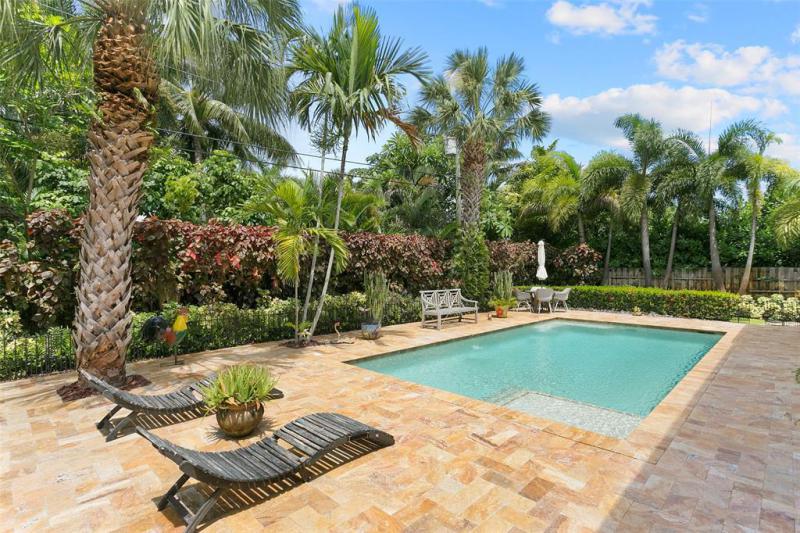  Single Family Homes Photo 6: 2701 NE 2nd Ave  Wilton Manors,  FL 33334
