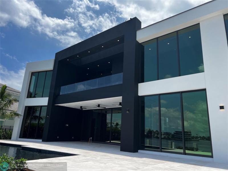  Single Family Homes Photo 4: 1371 W Terra Mar Dr  Pompano Beach,  FL 33062