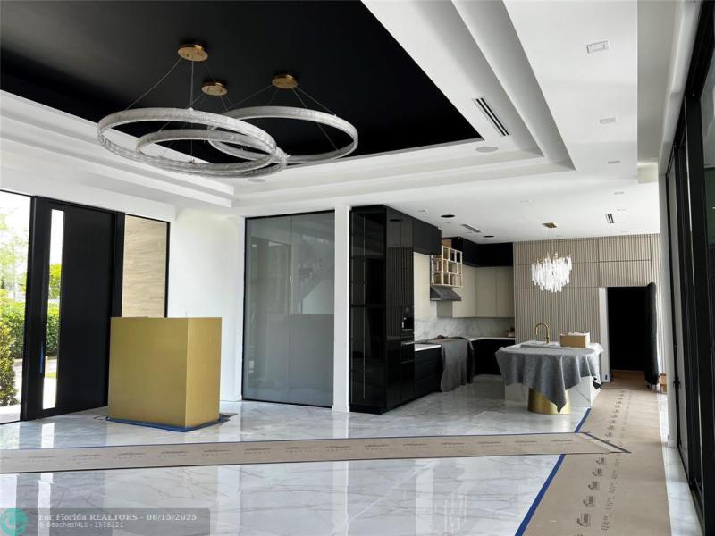  Single Family Homes Photo 8: 1371 W Terra Mar Dr  Pompano Beach,  FL 33062