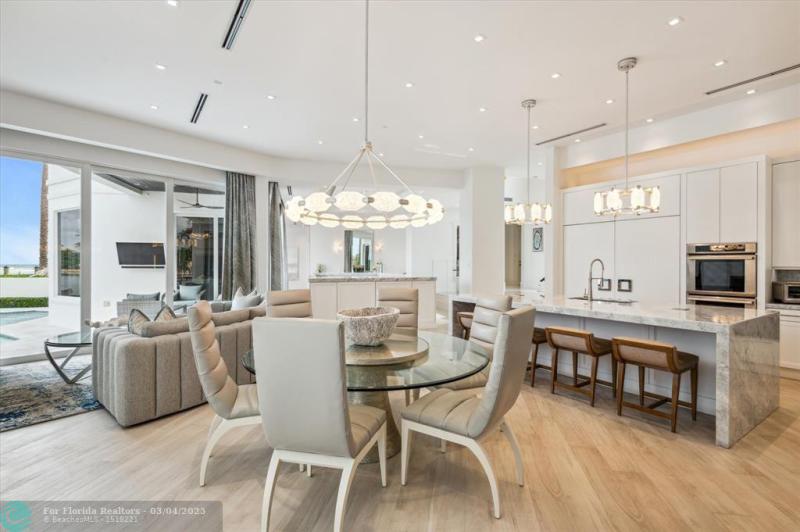  Single Family Homes Photo 26: 2400 Bay Dr  Pompano Beach,  FL 33062