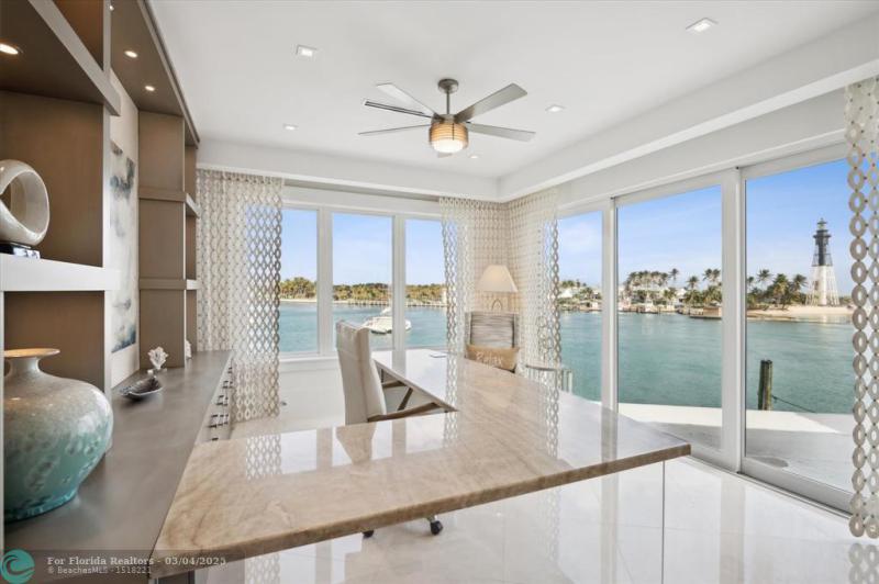  Single Family Homes Photo 35: 2400 Bay Dr  Pompano Beach,  FL 33062