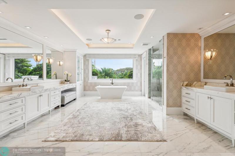  Single Family Homes Photo 38: 2400 Bay Dr  Pompano Beach,  FL 33062