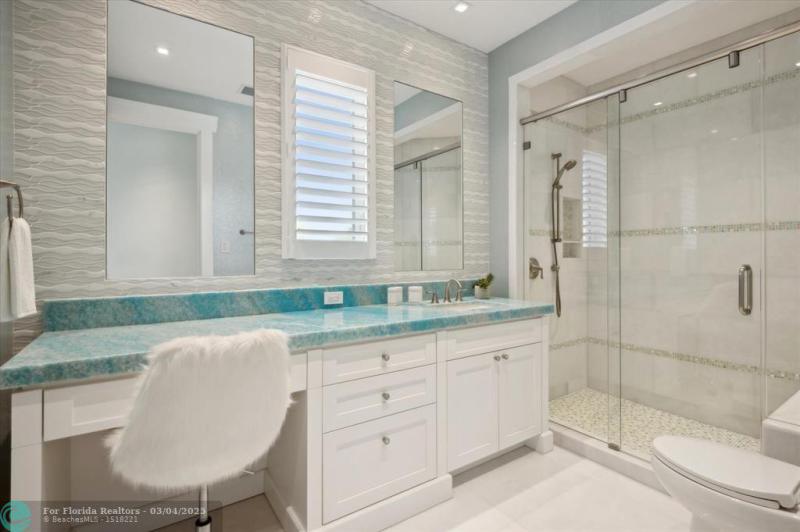  Single Family Homes Photo 48: 2400 Bay Dr  Pompano Beach,  FL 33062