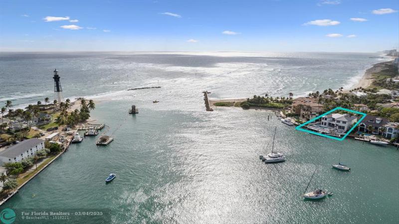  Single Family Homes Photo 54: 2400 Bay Dr  Pompano Beach,  FL 33062