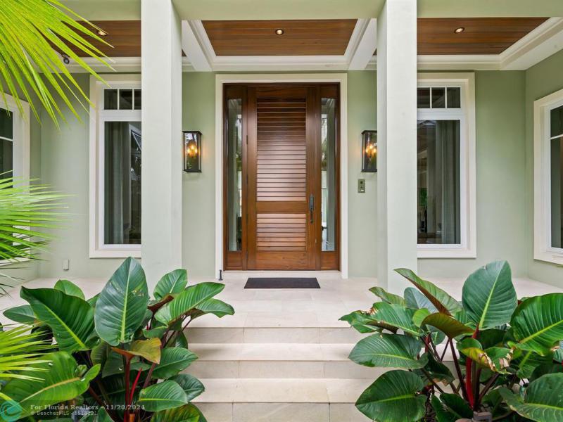  Single Family Homes Photo 10: 1110 SE 4th St  Fort Lauderdale,  FL 33301
