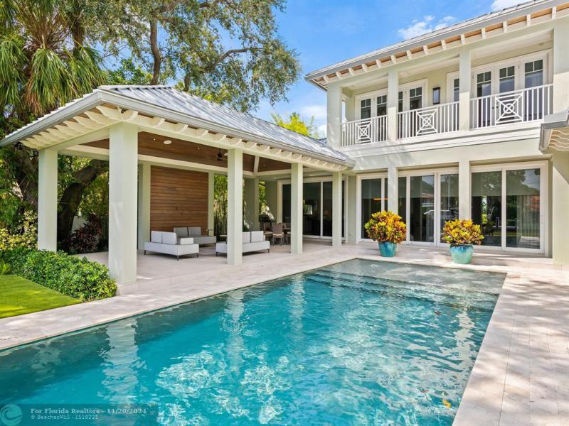  Single Family Homes Photo 2: 1110 SE 4th St  Fort Lauderdale,  FL 33301