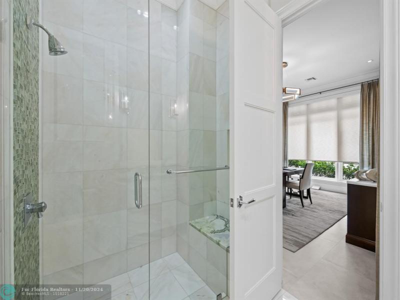  Single Family Homes Photo 28: 1110 SE 4th St  Fort Lauderdale,  FL 33301
