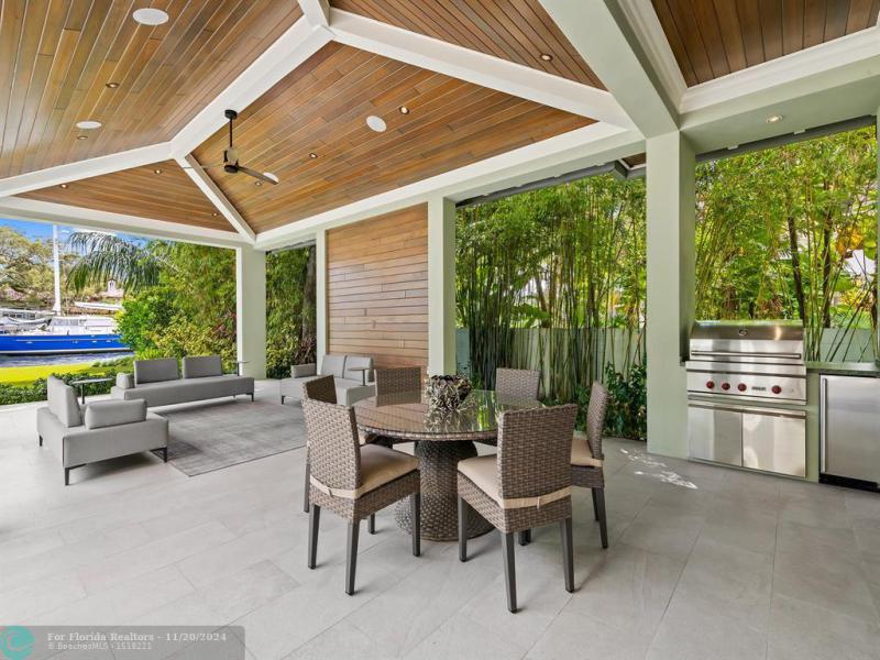  Single Family Homes Photo 46: 1110 SE 4th St  Fort Lauderdale,  FL 33301