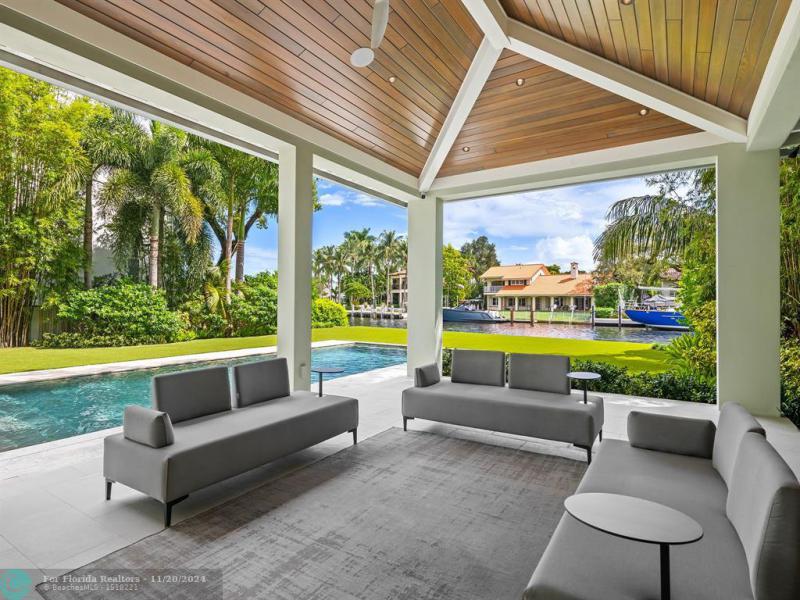  Single Family Homes Photo 47: 1110 SE 4th St  Fort Lauderdale,  FL 33301