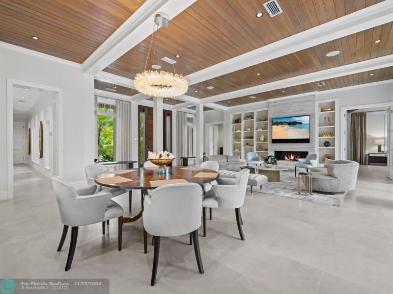  Single Family Homes Photo 5: 1110 SE 4th St  Fort Lauderdale,  FL 33301