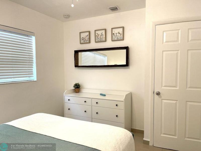 Duplex, Triplex and Fourplex Images