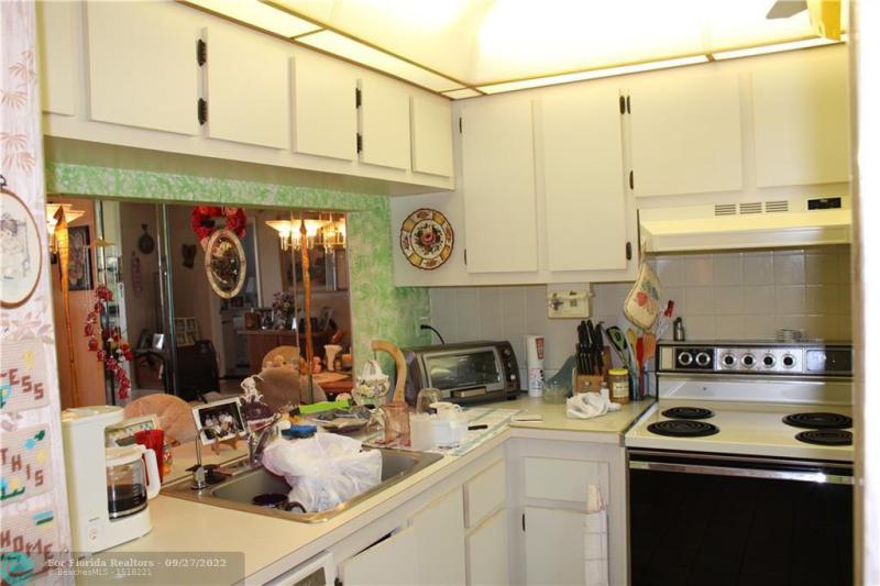  Condo & Townhome Photos
