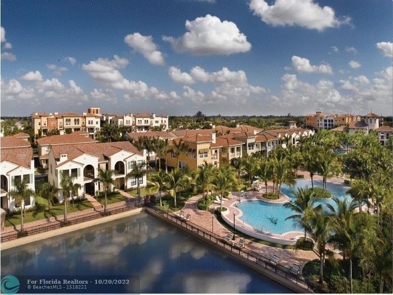  Condo & Townhome Photos