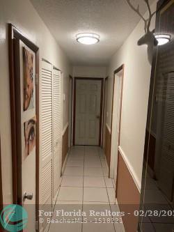  Single Family Homes Photo 3: 21100 NW 39th Ave  Miami Gardens,  FL 33055