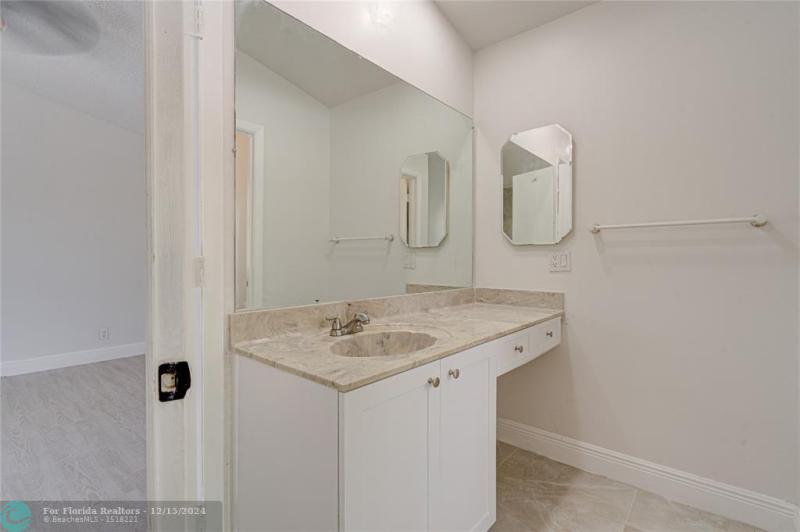  Single Family Homes Photo 31: 6611 SKIPPER TERRACE  Margate,  FL 33063