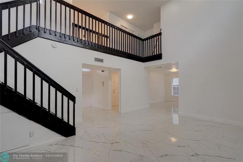  Single Family Homes Photo 8: 6611 SKIPPER TERRACE  Margate,  FL 33063