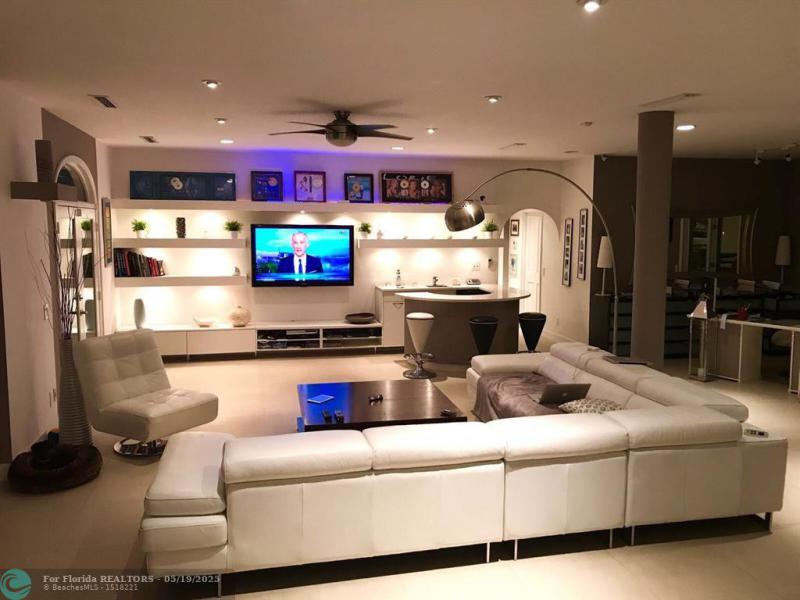  Single Family Homes Photo 18: 185 Palm Ave  Miami Beach,  FL 33139