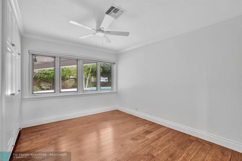  Single Family Homes Photo 25: 1508 NE 30th Ct  Oakland Park,  FL 33334
