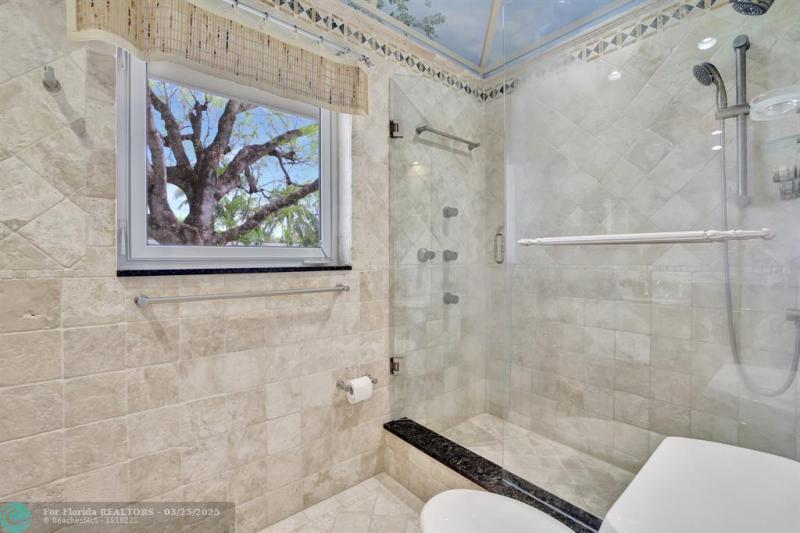  Single Family Homes Photo 30: 1508 NE 30th Ct  Oakland Park,  FL 33334