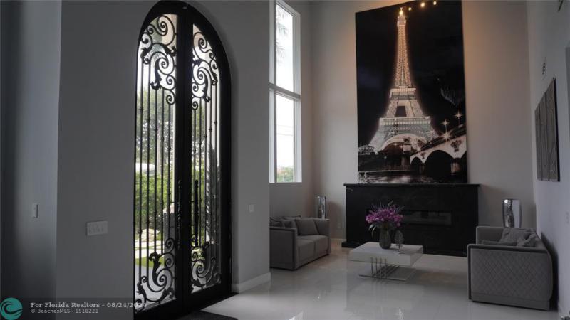  Single Family Homes Photo 15: 2616 SE 10th CT  Pompano Beach,  FL 33062