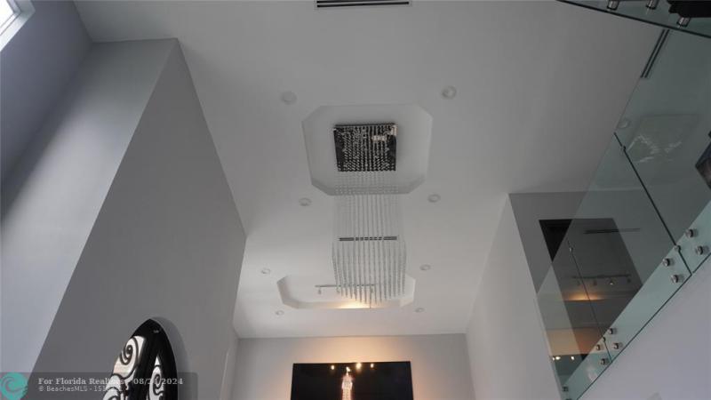  Single Family Homes Photo 17: 2616 SE 10th CT  Pompano Beach,  FL 33062