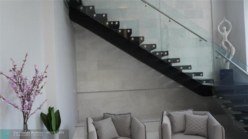  Single Family Homes Photo 19: 2616 SE 10th CT  Pompano Beach,  FL 33062