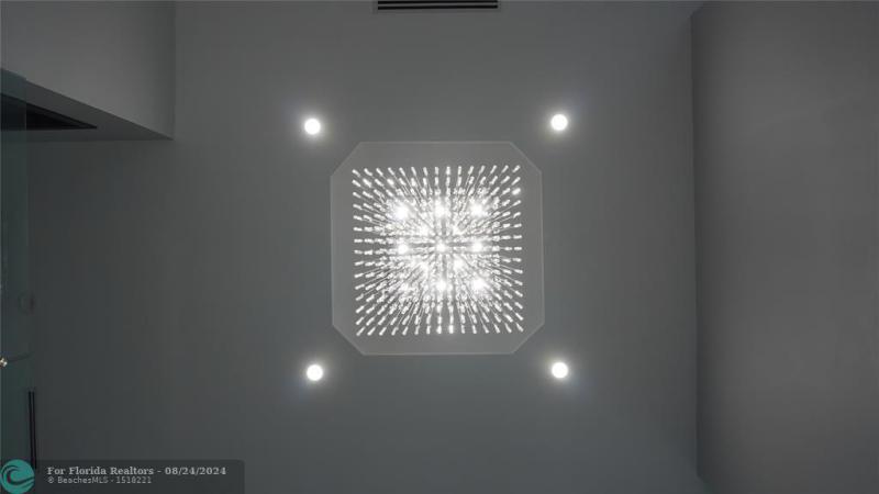  Single Family Homes Photo 21: 2616 SE 10th CT  Pompano Beach,  FL 33062