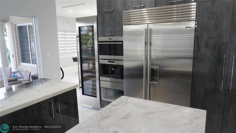  Single Family Homes Photo 26: 2616 SE 10th CT  Pompano Beach,  FL 33062