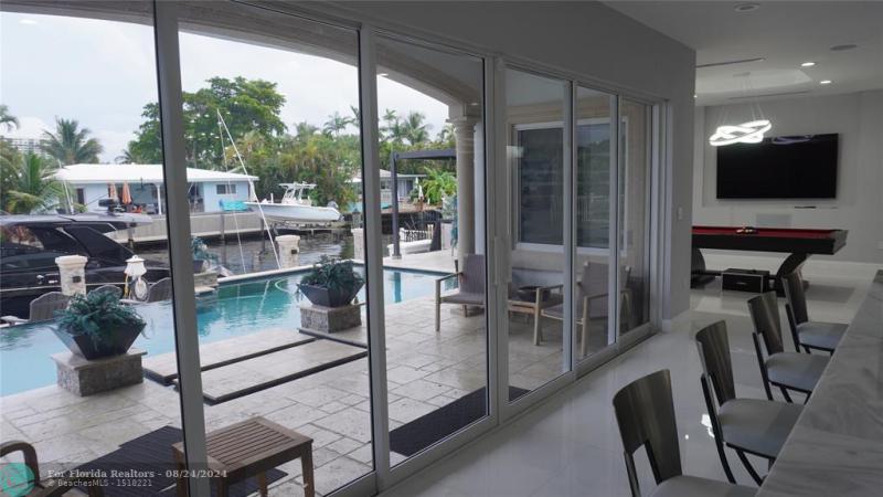  Single Family Homes Photo 30: 2616 SE 10th CT  Pompano Beach,  FL 33062