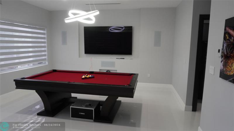  Single Family Homes Photo 31: 2616 SE 10th CT  Pompano Beach,  FL 33062