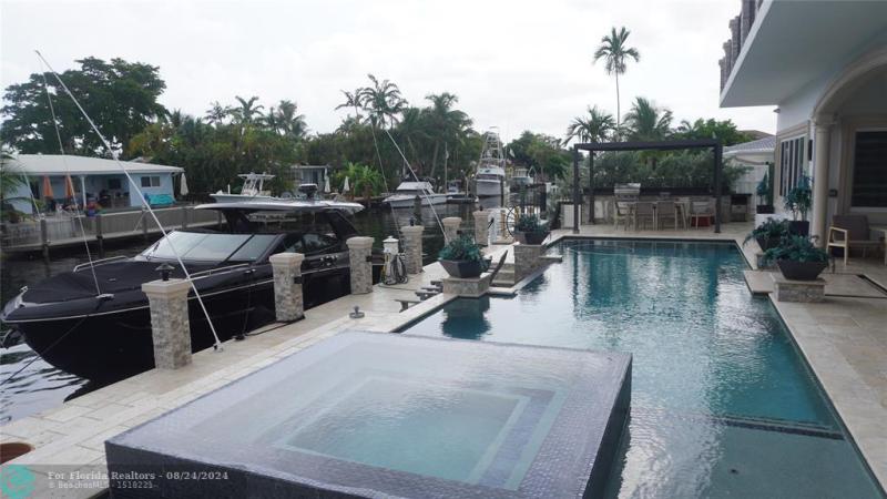  Single Family Homes Photo 42: 2616 SE 10th CT  Pompano Beach,  FL 33062