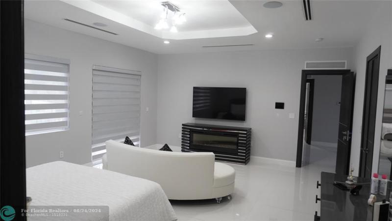  Single Family Homes Photo 52: 2616 SE 10th CT  Pompano Beach,  FL 33062