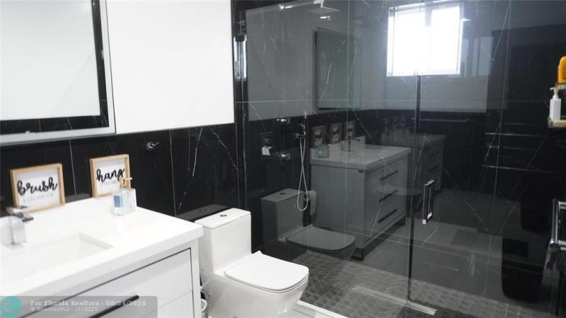  Single Family Homes Photo 65: 2616 SE 10th CT  Pompano Beach,  FL 33062