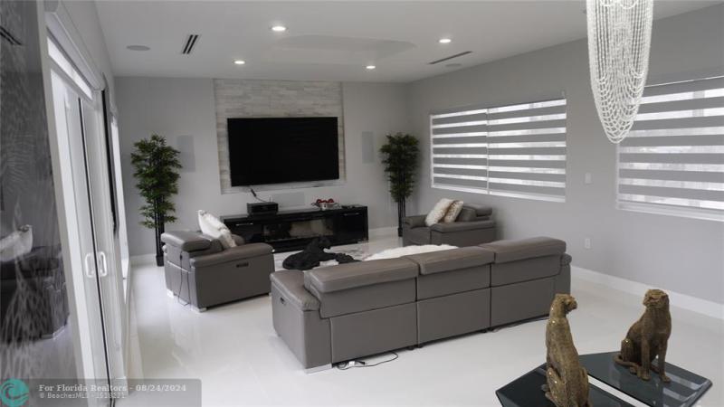  Single Family Homes Photo 69: 2616 SE 10th CT  Pompano Beach,  FL 33062