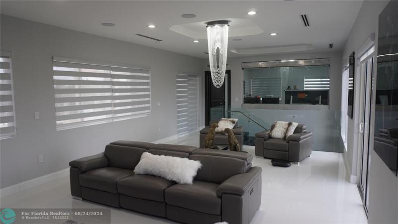  Single Family Homes Photo 70: 2616 SE 10th CT  Pompano Beach,  FL 33062