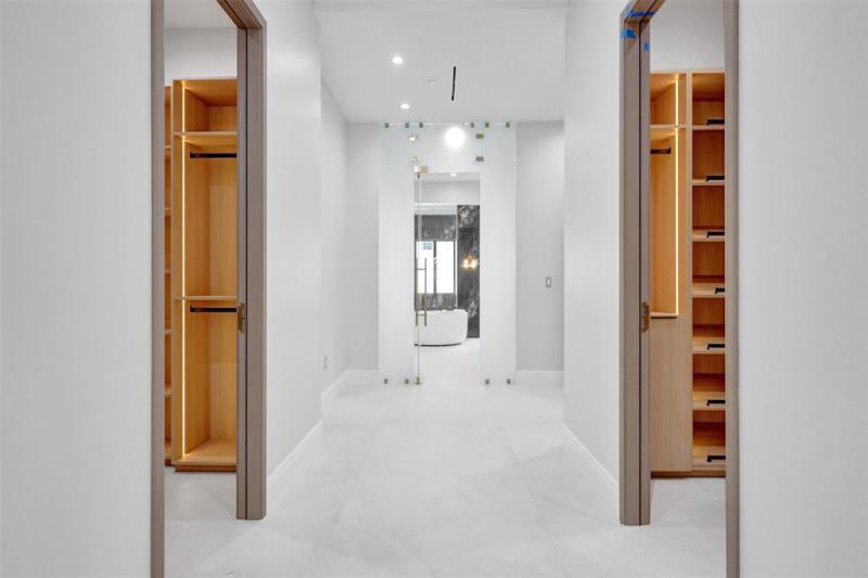  Single Family Homes Photo 29: 11951 SW 3rd St  Plantation,  FL 33325