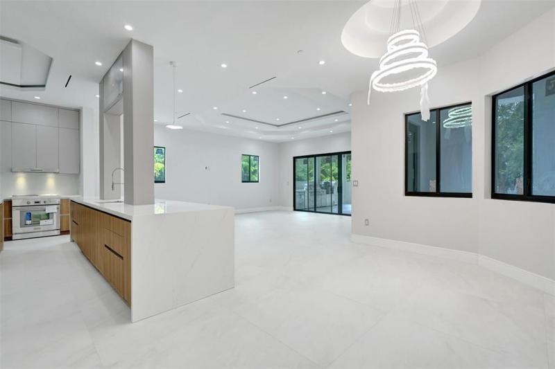  Single Family Homes Photo 8: 11951 SW 3rd St  Plantation,  FL 33325