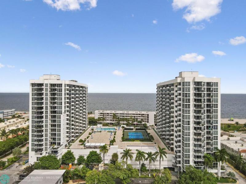  Condo & Townhome Photos