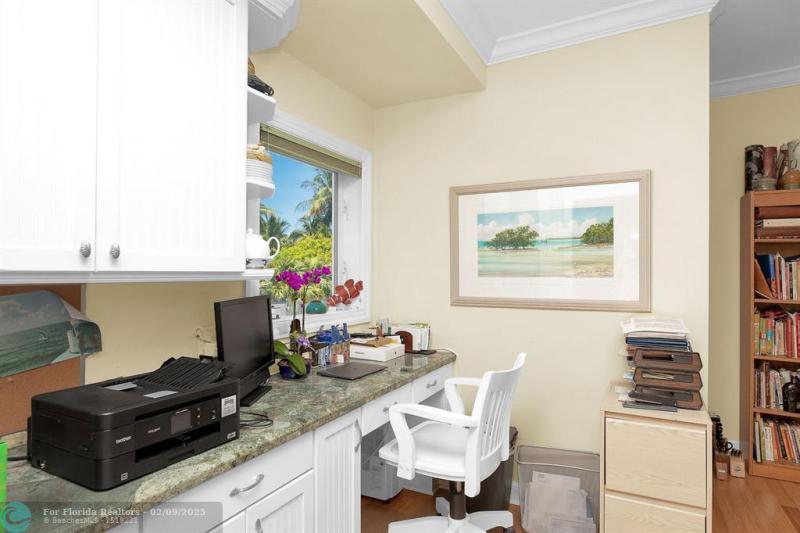  Single Family Homes Photo 33: 170 Sapodilla Dr  Islamorada,  FL 33036