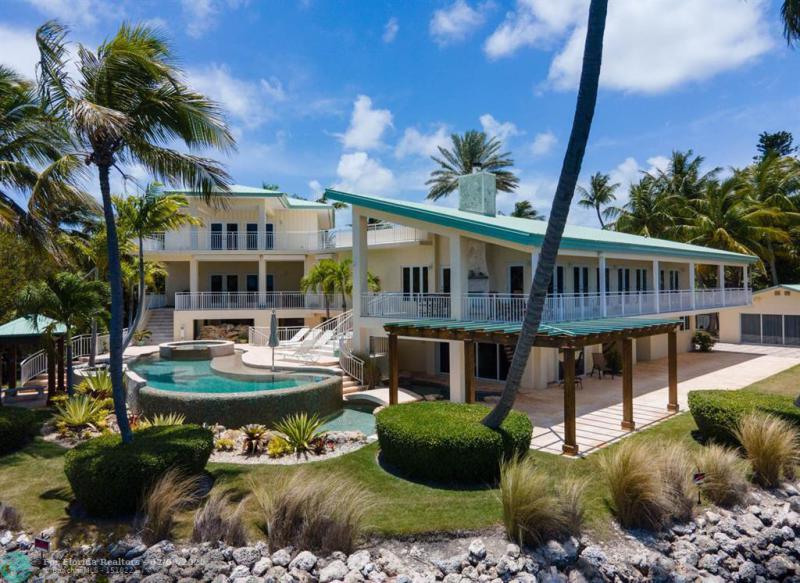  Single Family Homes Photo 4: 170 Sapodilla Dr  Islamorada,  FL 33036