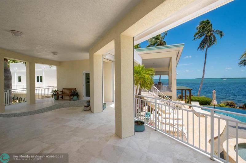  Single Family Homes Photo 40: 170 Sapodilla Dr  Islamorada,  FL 33036