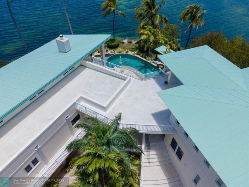  Single Family Homes Photo 76: 170 Sapodilla Dr  Islamorada,  FL 33036