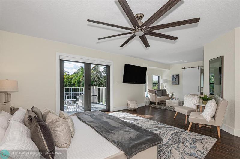  Single Family Homes Photo 17: 3541 Carlton Ln  Davie,  FL 33330