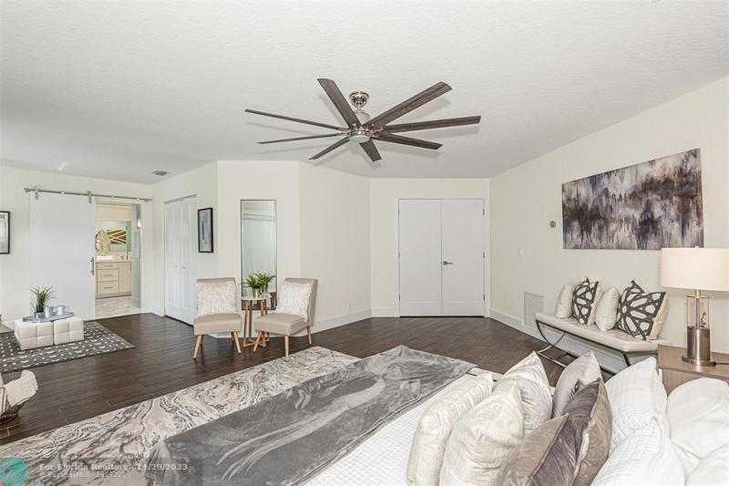  Single Family Homes Photo 18: 3541 Carlton Ln  Davie,  FL 33330