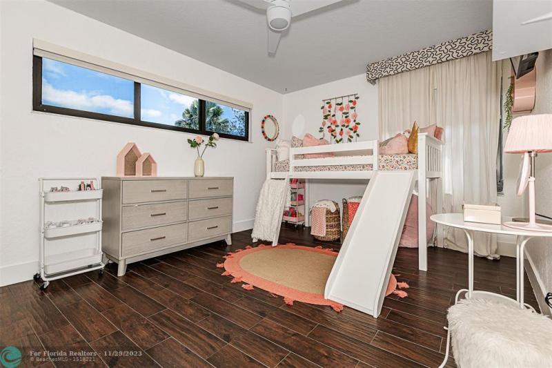  Single Family Homes Photo 23: 3541 Carlton Ln  Davie,  FL 33330